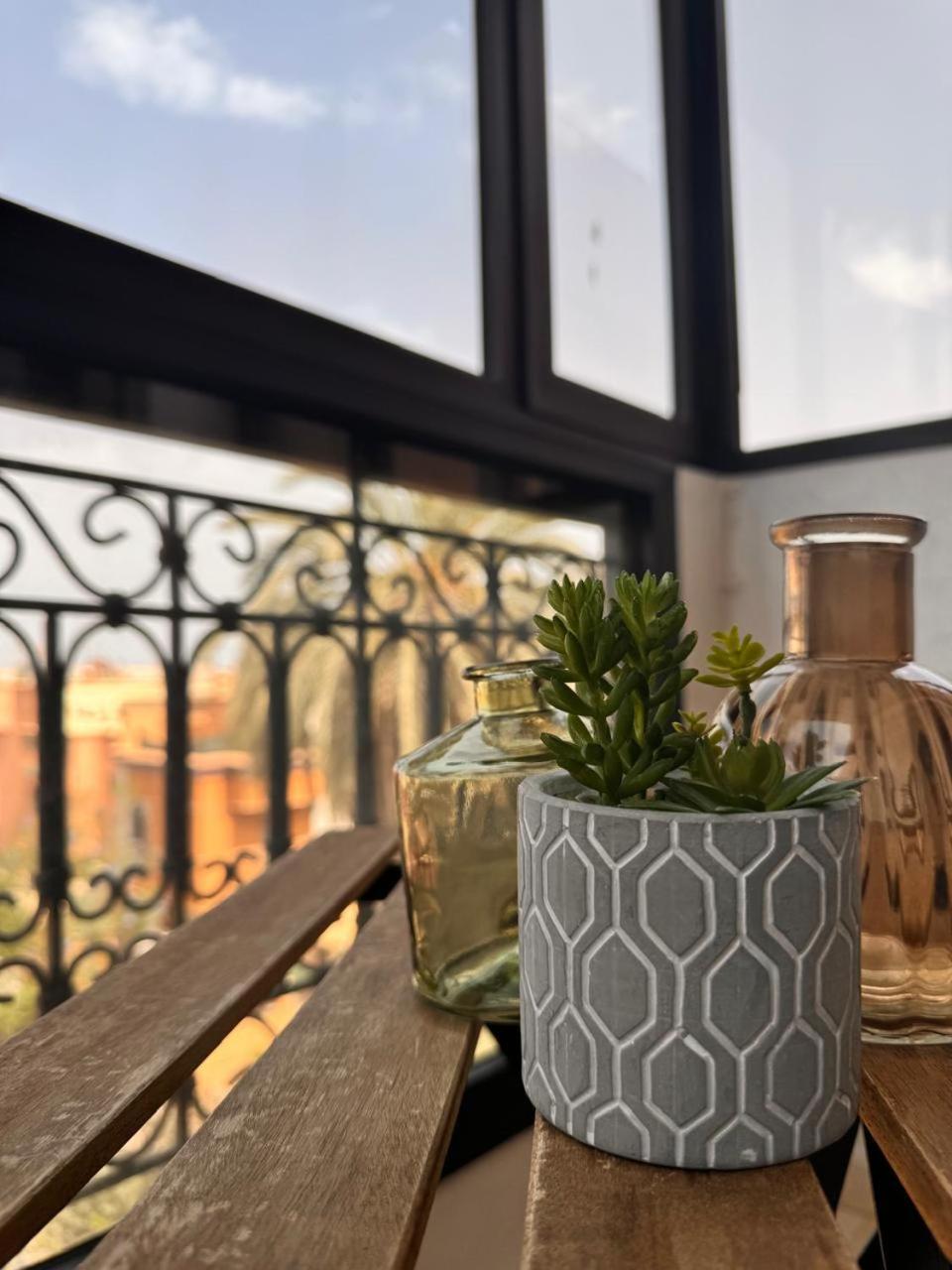 Appartement Malak - Residence Avec Piscine, Wifi, Gardien H24 Marrakesh Extérieur photo